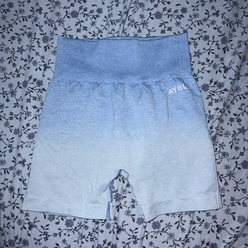 AYBL Pulse ombre seamless shorts